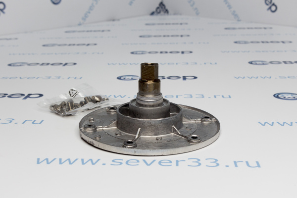 Фланец барабана под винт-M8 236004700, под 204 подшипник сторона шкива_4e