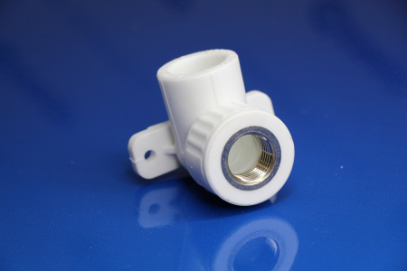 Угол ком.с внутр.рез.25х1/2 белый | Продажа, монтаж и обслуживание холодильного оборудования | Север33