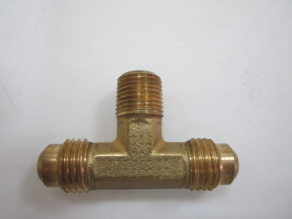 Тройник резьбовой (2х1/4"SAEх1/8"NPT)