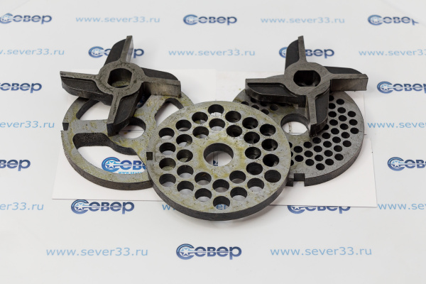 Комплект ножей и решеток к мясорубкам МИМ-300,ТМ-32,ММ-250(УКМ) без бурта_1