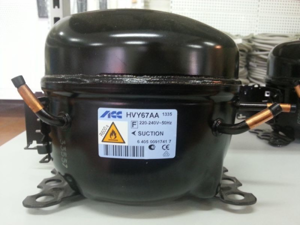 Компрессор ACC HVY67AA (To=-23.3 Tk=55 107 Вт) R-600