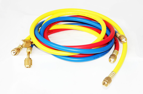 Шланг заправочный E-360RYB с краном (150 см) R22,134,12-3шт