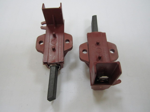 Щетки угольные для эл. двиг. 105214 (1406011)(IT1500) 11701102